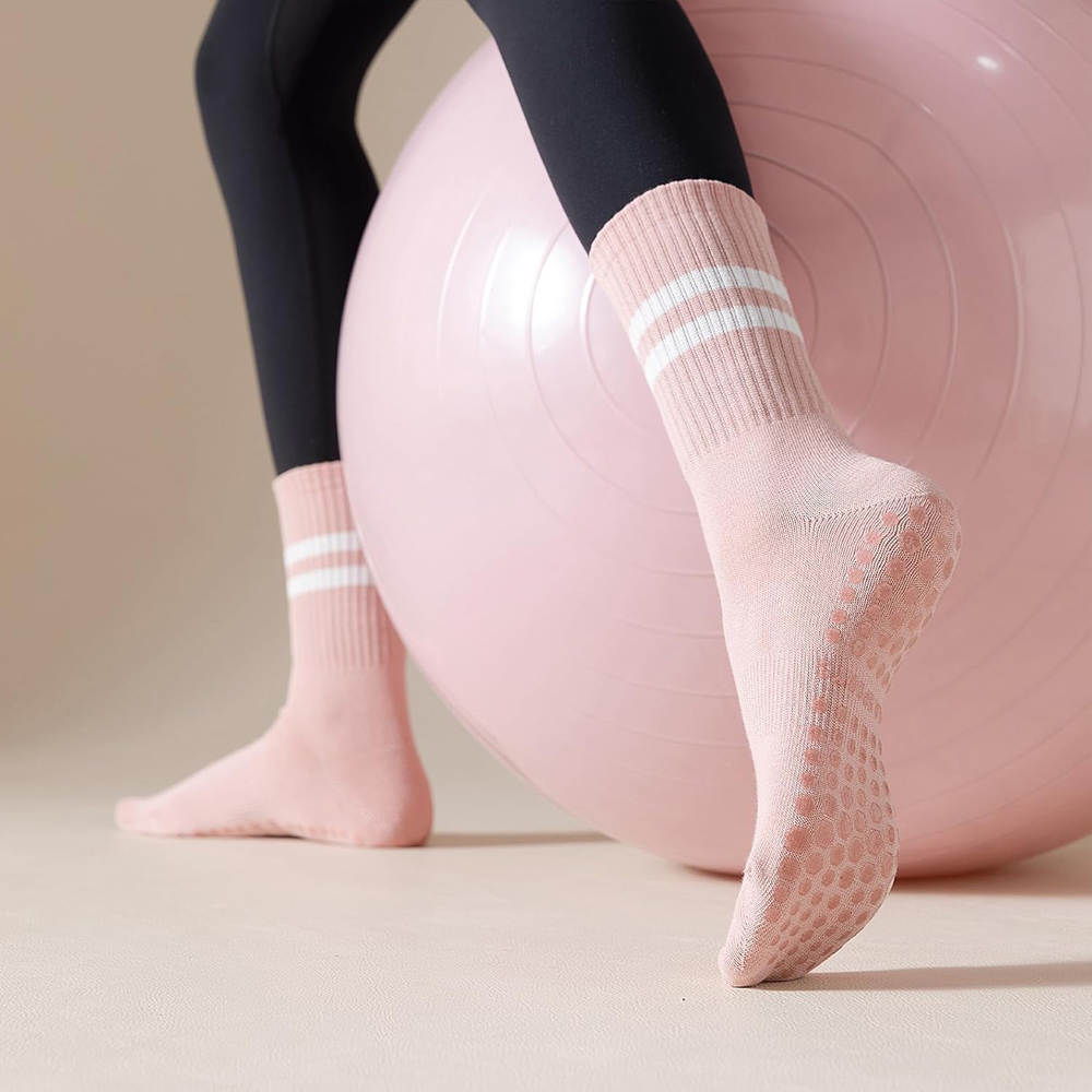 Yoga Pilates Socks with Grips  - огляд і ціна Pilates Yoga Barre